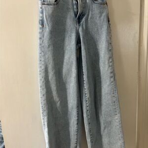 Classic Light Blue Ankle Jeans